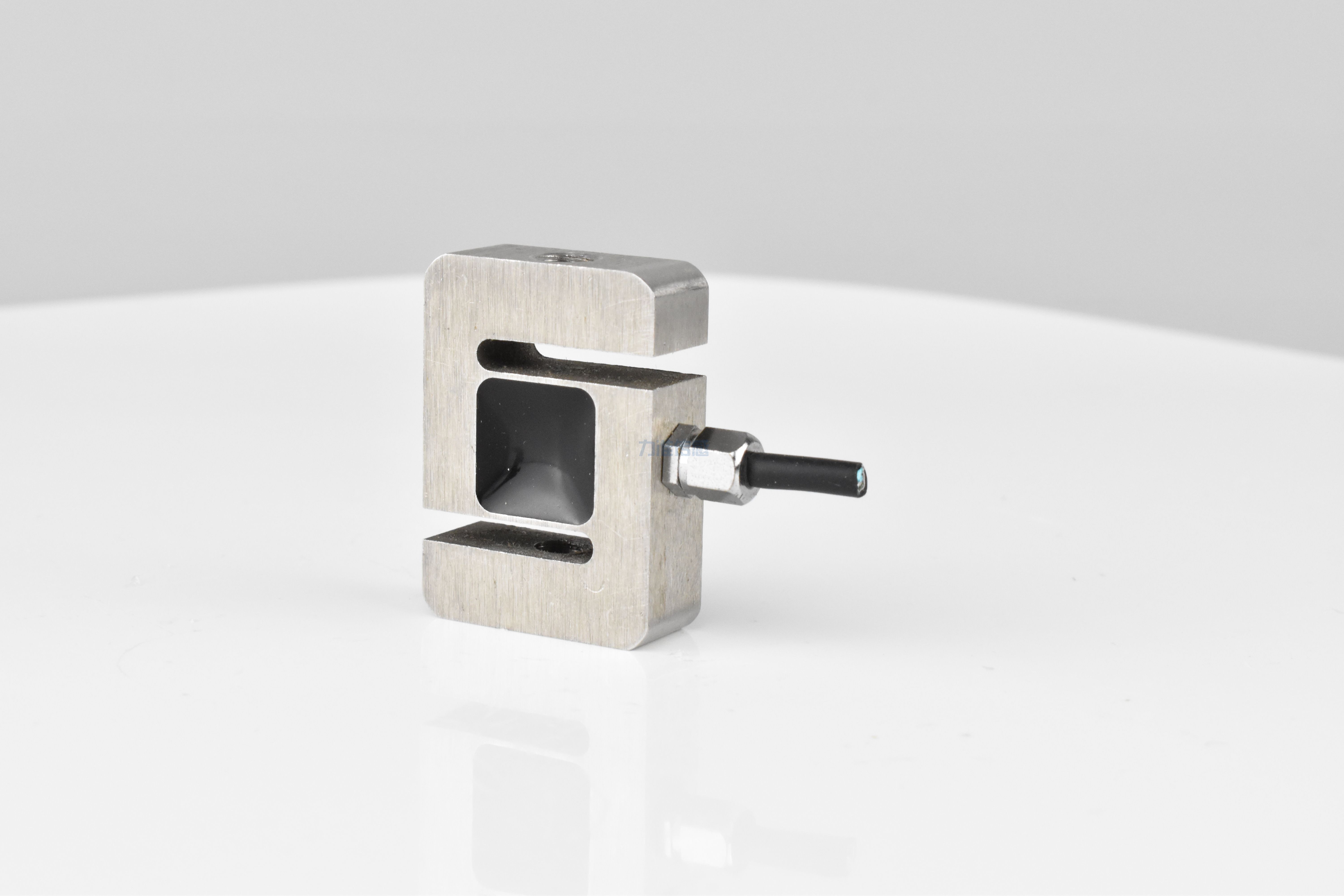 物聯(lián)網(wǎng)將成為壓力傳感器的潛在應(yīng)用市場(chǎng)(圖1) DSC_0744.JPG